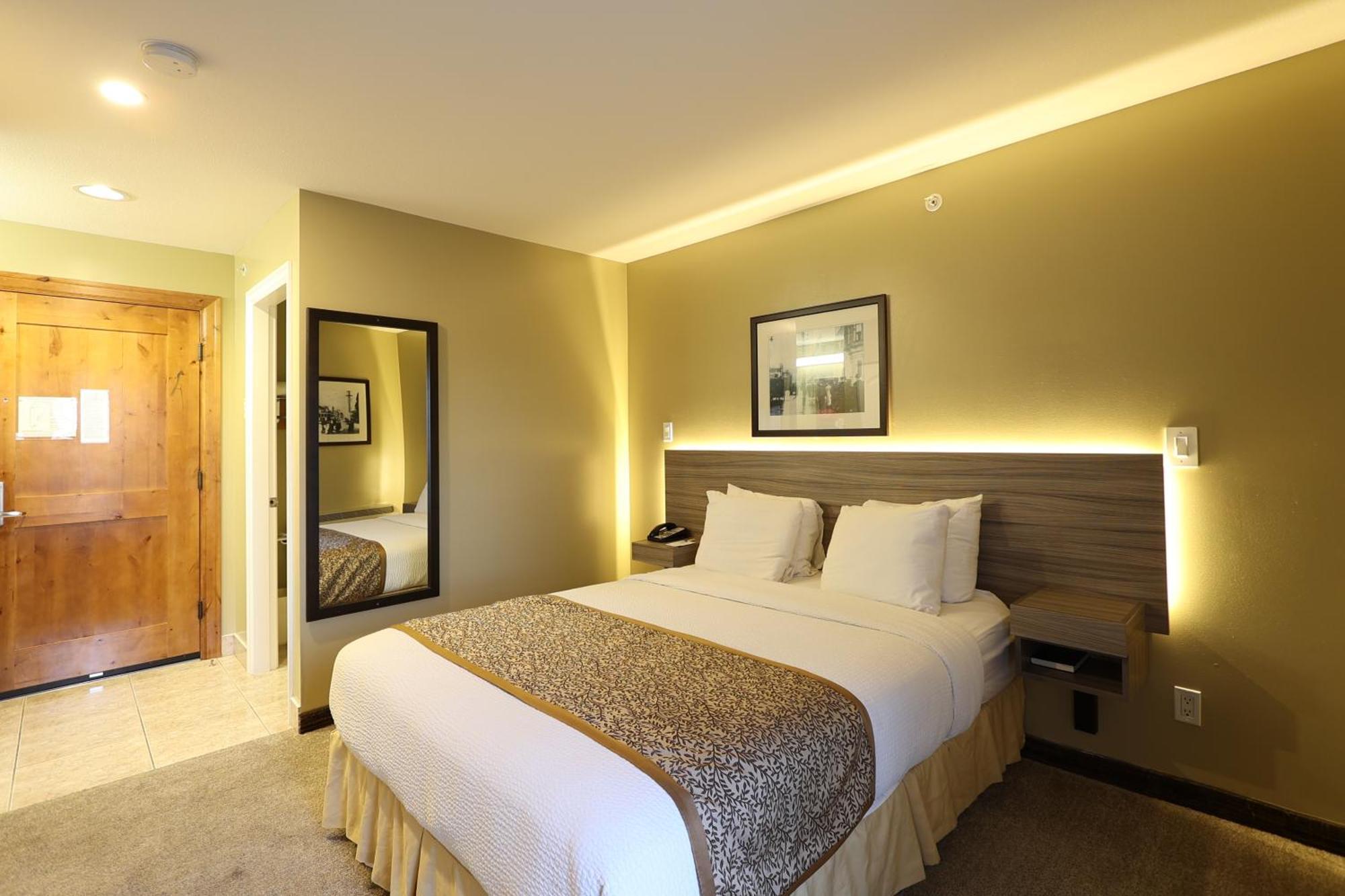 Days Inn By Wyndham Surrey Exteriör bild